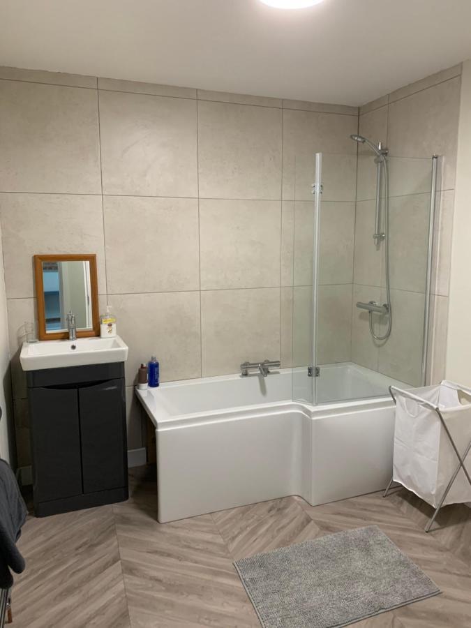 Plaza Suite 61 B Bangor  Buitenkant foto