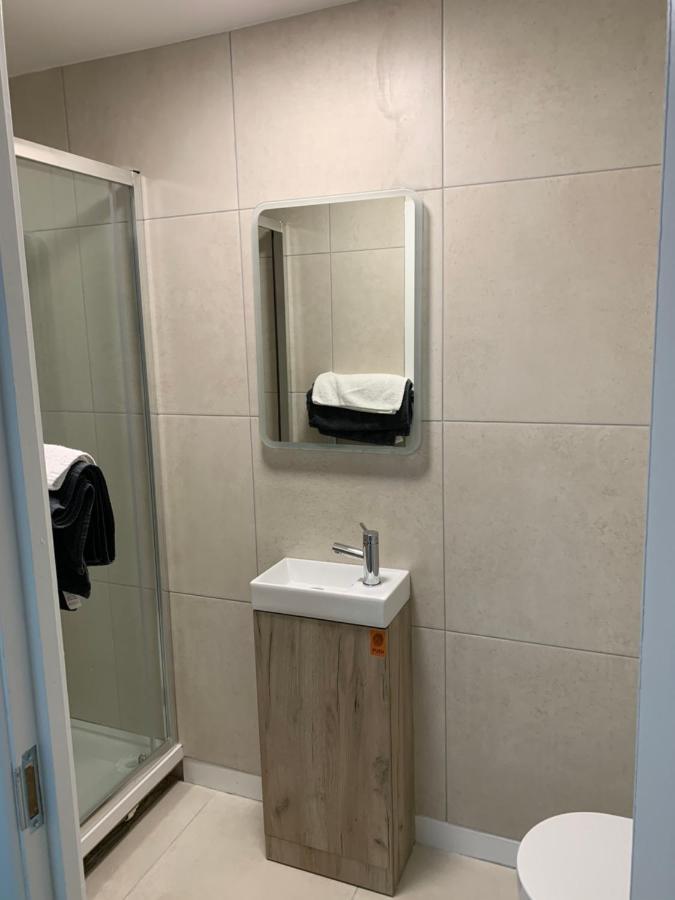 Plaza Suite 61 B Bangor  Buitenkant foto