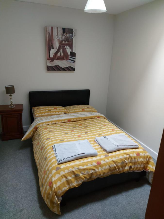 Plaza Suite 61 B Bangor  Buitenkant foto